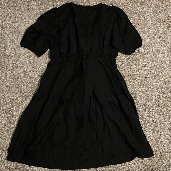 City Chic sweet sleeve faux wrap dress in black - Picture 3 of 10